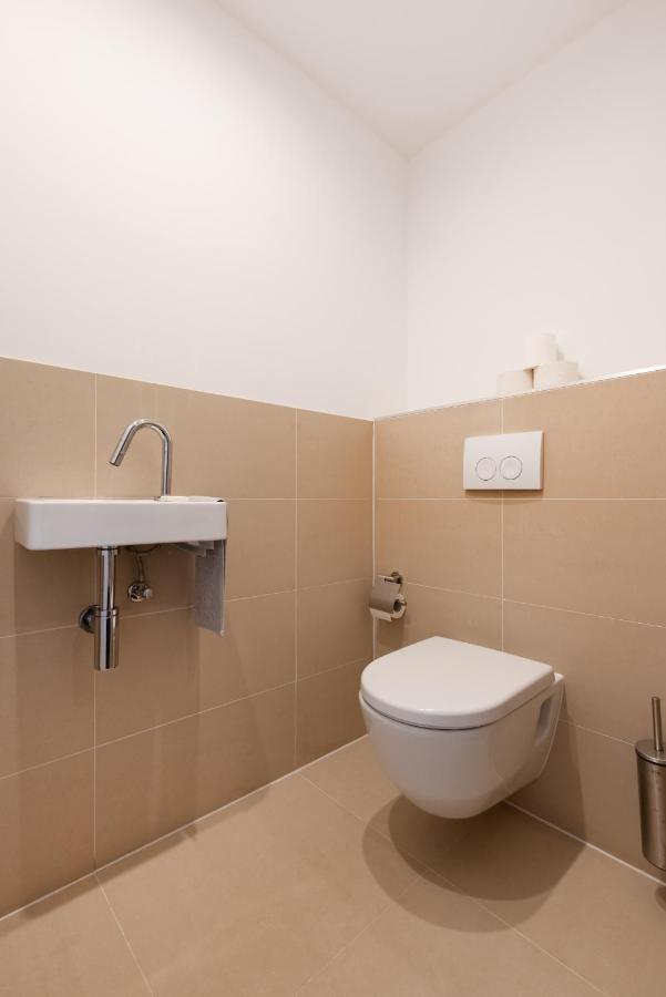 Stylisches Apartment In Zentraler Gruenruhelage Mit Garagenplatz Виена Екстериор снимка